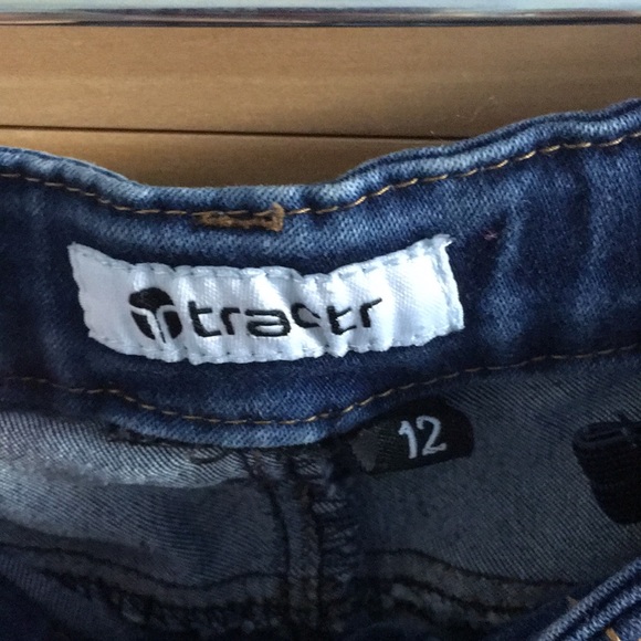 Girl’s Jean Shorts - Picture 2 of 7